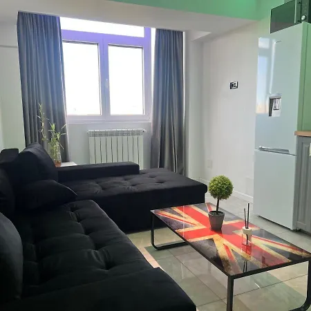 Daire 27 Old Bükreş