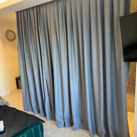 Apartment 27 Old