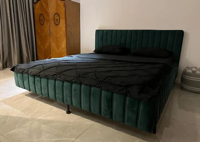 27 Old Apartament Bucureşti