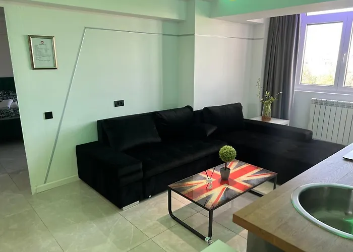 27 Old Apartament Bucureşti